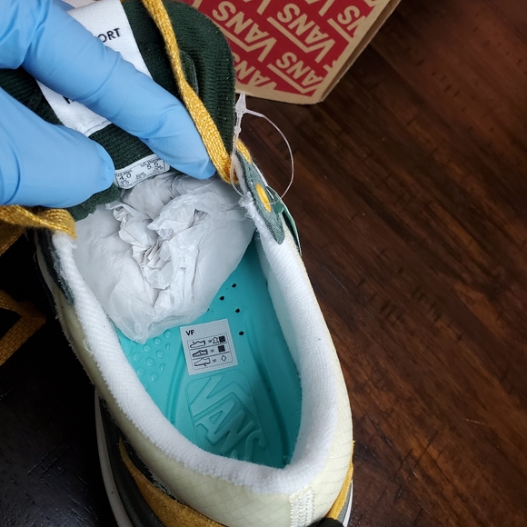 Vans Old Skool Overt Lux Platform Women Size 5.5, Men Size 4 - Picture 9 of 11